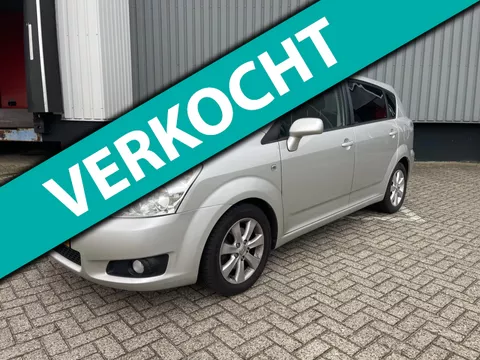 Toyota Verso 2.2 D-4D Luna