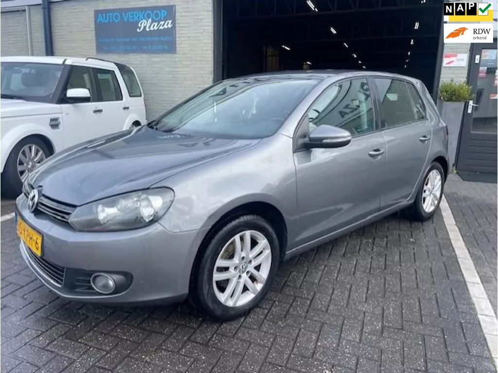 Volkswagen Golf 1.2 TSI Highline BlueMotion Nieuwe Apk!