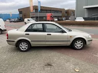 Mazda 323 1.5i LX BENZINE SEDAN 124.000KM! Foto