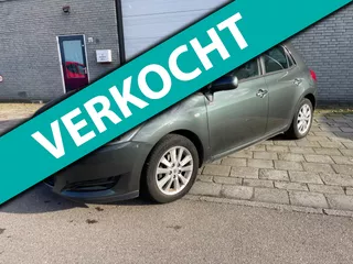 Toyota Auris 1.4-16V Terra 5Deurs Airco
