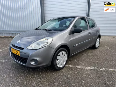 Renault Clio 1.2 Special Line 114.000 KM! / NIEUWE APK!