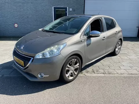 Peugeot 208 1.2 PureTech Style Pack Plus