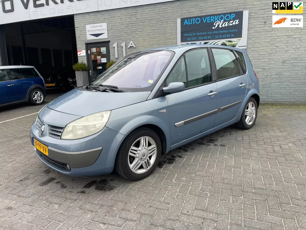 Renault Sc&eacute;nic 1.6-16V Privil&egrave;ge Comfort