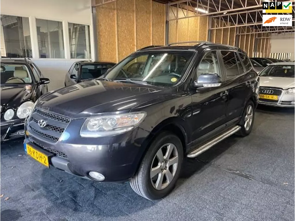 Hyundai Santa Fe 2.2 CRDi Dynamic Black Premium ( MOTOR DEFECT )