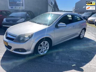 Opel Astra GTC 1.6 Temptation