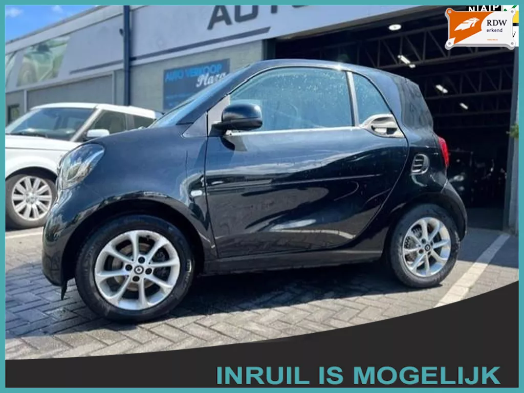 Smart Fortwo 1.0 Pure Airco / Navigatie / Panoramadak